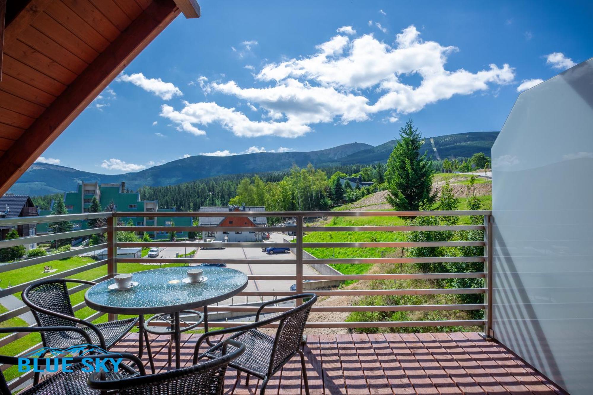 Apartamenty Bluesky - Karkonoska 13, Z Widokiem Na Gory, Blisko Szlakow I Wyciagow, W Zielonej Okolicy カルパッチ エクステリア 写真