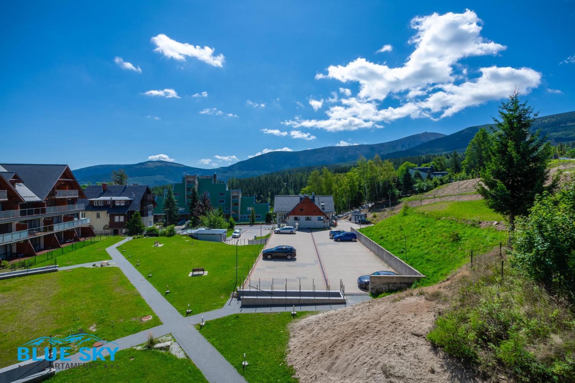 Apartamenty Bluesky - Karkonoska 13, Z Widokiem Na Gory, Blisko Szlakow I Wyciagow, W Zielonej Okolicy カルパッチ エクステリア 写真